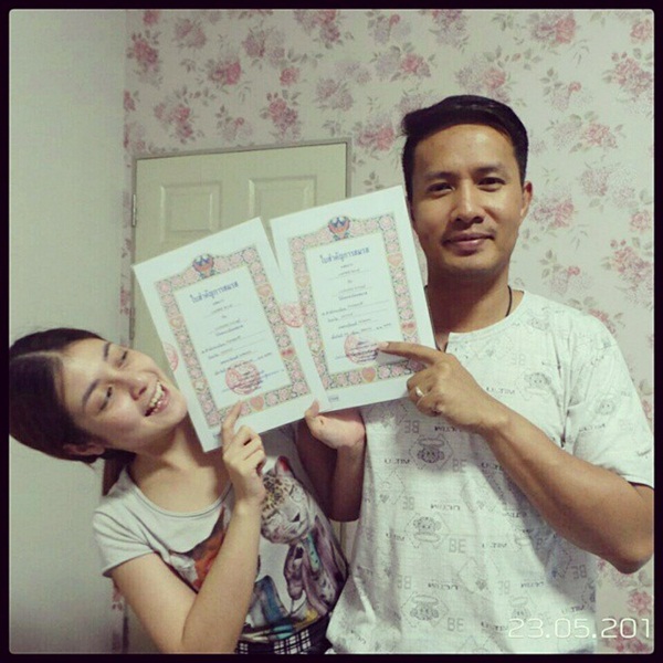 ตรี นันทรัตน์ เผยข่าวดี ท้องแล้ว 2 เดือน ตรี นันทรัตน์ เผยข่าวดี ท้องแล้ว 2 เดือน