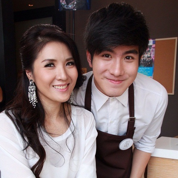 เมฆ จิรกิตติ์ ถาวรวงศ์ เมฆ จิรกิตติ์ ถาวรวงศ์