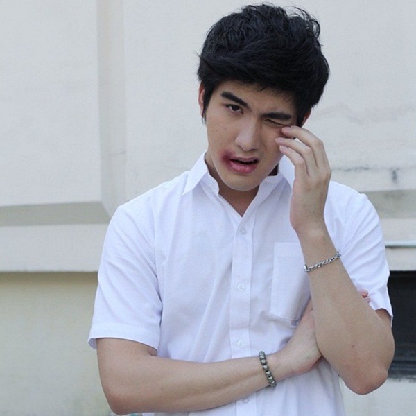 เมฆ จิรกิตติ์ ถาวรวงศ์ เมฆ จิรกิตติ์ ถาวรวงศ์