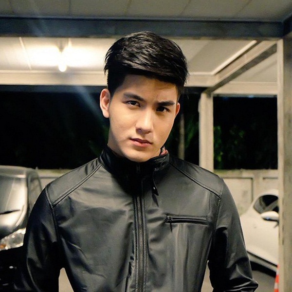 เมฆ จิรกิตติ์ ถาวรวงศ์ เมฆ จิรกิตติ์ ถาวรวงศ์