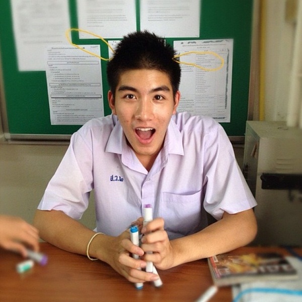เมฆ จิรกิตติ์ ถาวรวงศ์ เมฆ จิรกิตติ์ ถาวรวงศ์
