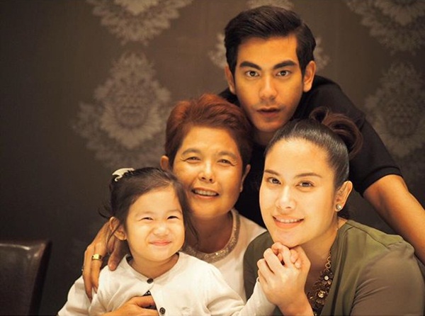 ฌอห์ณ เผยข่าวดี พลอย จินดาโชติ ฌอห์ณ เผยข่าวดี พลอย จินดาโชติ