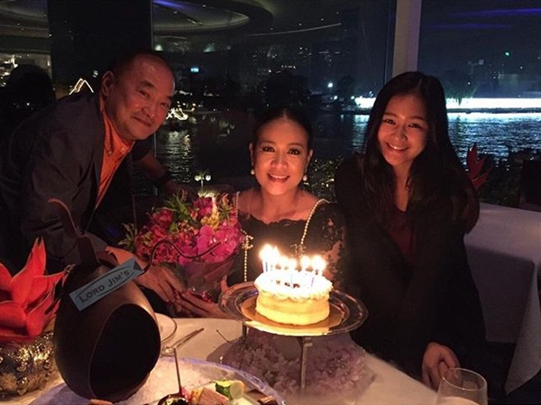 กบ ปภัสรา ทำบุญวันคล้ายวันเกิด กบ ปภัสรา ทำบุญวันคล้ายวันเกิด