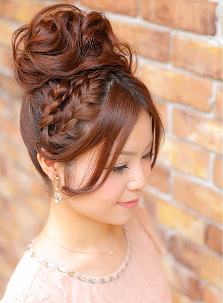 ทรงผมไปงานสำหรับคนโหนกแก้มใหญ่ ทรงผมไปงานสำหรับคนโหนกแก้มใหญ่