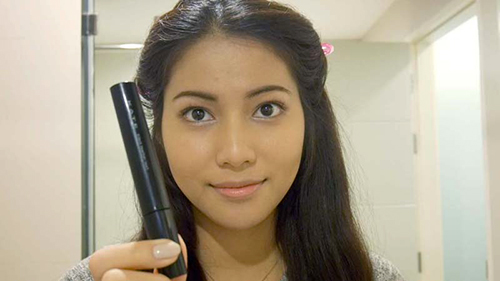 ผิวแทนแต่งปากแดงยังไงให้สวย ผิวแทนแต่งปากแดงยังไงให้สวย