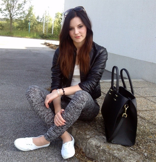 รองเท้าผ้าใบผู้หญิง รองเท้าผ้าใบผู้หญิง