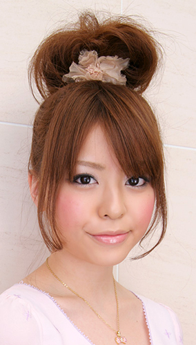 ทรงผมออกงานสําหรับคนหน้ากลม ทรงผมออกงานสําหรับคนหน้ากลม