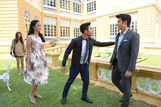 พลับพลึงสีชมพู พลับพลึงสีชมพู