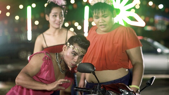 แมน มณีวรรณ MV เพลง กะเทยหน้าฮ้าน แมน มณีวรรณ MV เพลง กะเทยหน้าฮ้าน