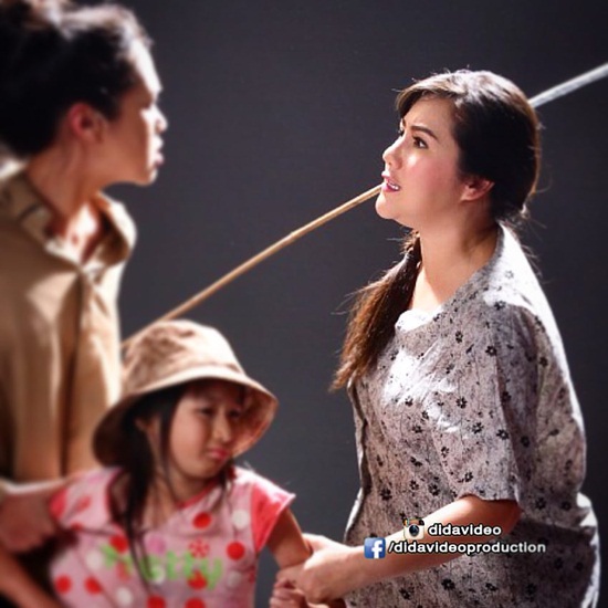 สาวน้อยอ้อยควั่น สาวน้อยอ้อยควั่น