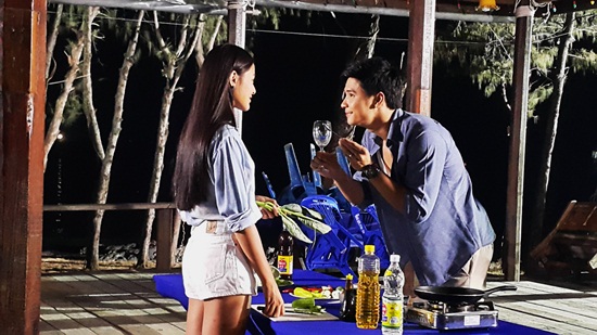 รอยรักแรงแค้น รอยรักแรงแค้น