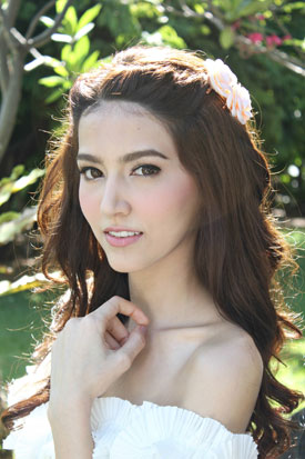 พลับพลึงสีชมพู พลับพลึงสีชมพู