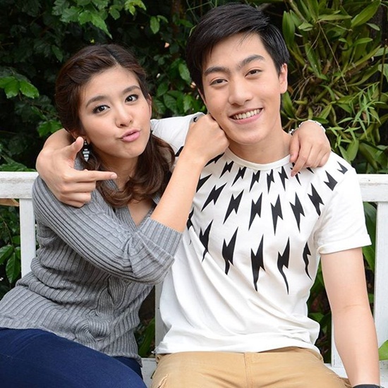 จัดรักวิวาห์ลวง จัดรักวิวาห์ลวง