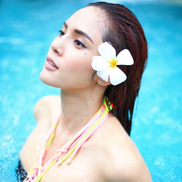 อุ้ม ลักขณา อุ้ม ลักขณา