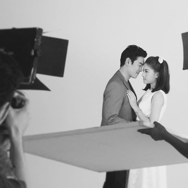 เดือนประดับดาว เดือนประดับดาว