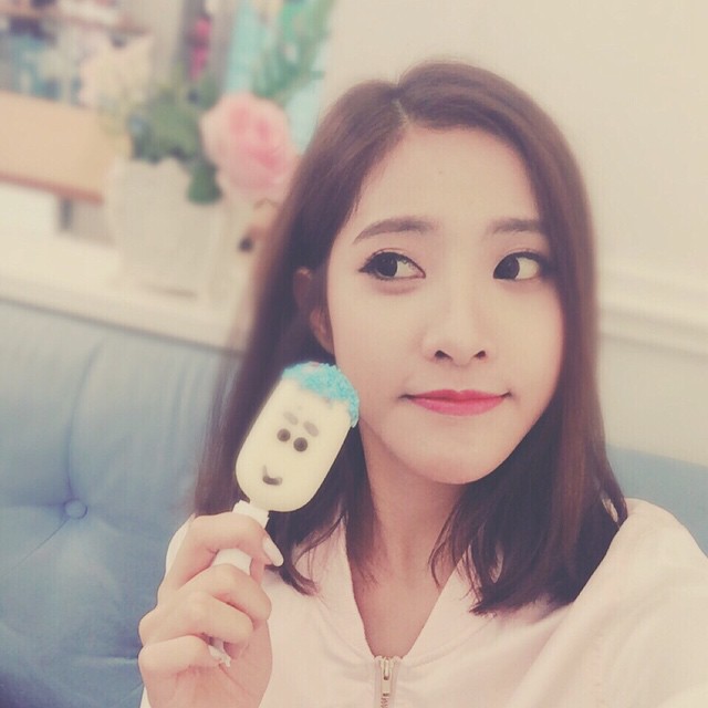 เนย แจม พิกเล็ต ก่อนเข้าวงการ เนย แจม พิกเล็ต ก่อนเข้าวงการ