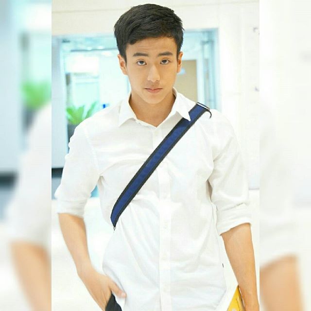 ชานน สันตินธรกุล ชานน สันตินธรกุล