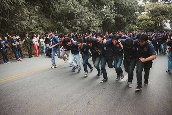 รับน้องขึ้นดอย มช. รับน้องขึ้นดอย มช.