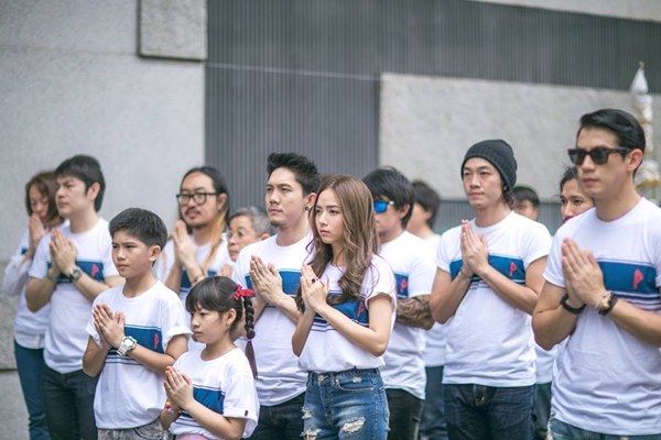 ซีรีส์ทิ้งไว้กลางทาง ซีรีส์ทิ้งไว้กลางทาง
