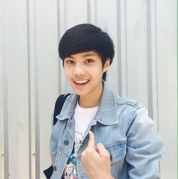 แบงค์ ธิติ แบงค์ ธิติ