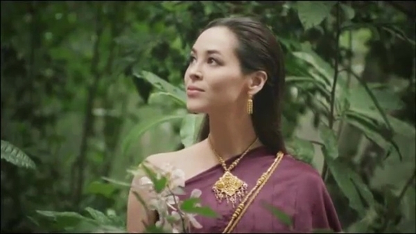 เรนาตะ เอมิ นางแบบโฆษณารีเจนซี่ เรนาตะ เอมิ นางแบบโฆษณารีเจนซี่