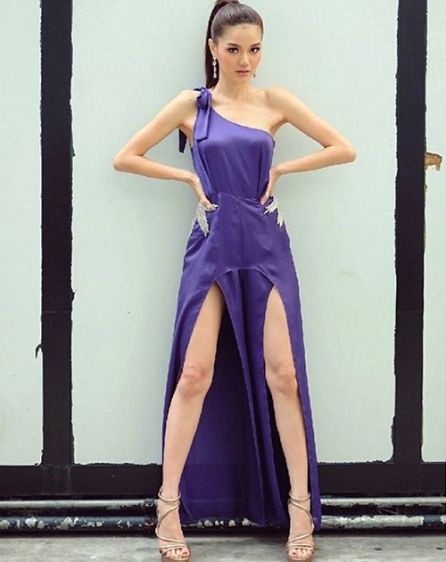 กวาง The Face กวาง The Face
