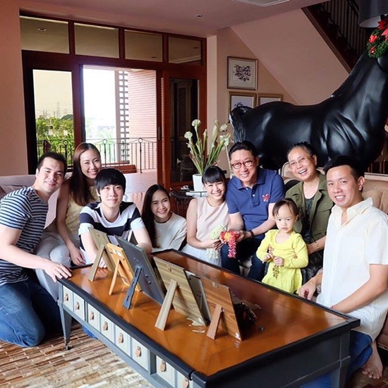 เสี่ยตา ปัญญา นิรันดร์กุล เสี่ยตา ปัญญา นิรันดร์กุล