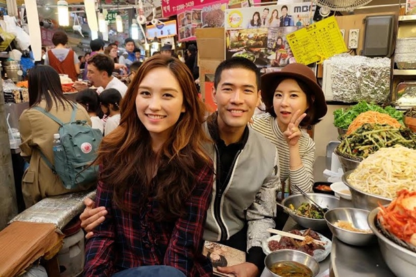 วู้ดดี้ พาบุกสถานที่แฮงเอ้าท์ใหม่ในเกาหลีใต้ วู้ดดี้ พาบุกสถานที่แฮงเอ้าท์ใหม่ในเกาหลีใต้