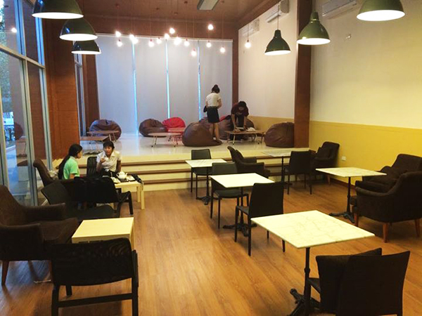 ร้านกาแฟเปิด 24 ชั่วโมง ร้านกาแฟเปิด 24 ชั่วโมง