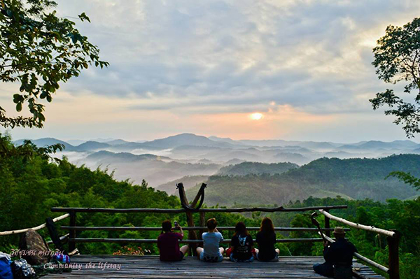 6 ที่เที่ยวจังหวัดสุโขทัย-กำแพงเพชร 6 ที่เที่ยวจังหวัดสุโขทัย-กำแพงเพชร