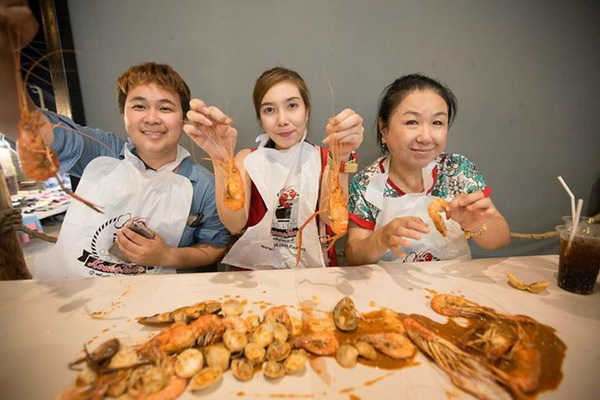 11 ร้านไอเดียเก๋ดึงดูดใจ 11 ร้านไอเดียเก๋ดึงดูดใจ
