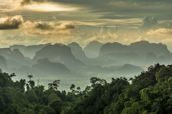 7 เหตุผล ที่บอกว่าเที่ยวหน้าฝน 7 เหตุผล ที่บอกว่าเที่ยวหน้าฝน
