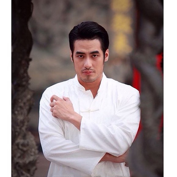 บอย อิงฟ้า บอย อิงฟ้า