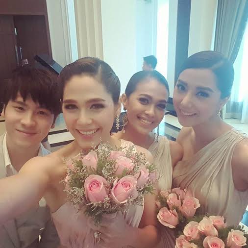ชมพู่ อารยา งานแต่งเอมมี่ มรกต ชมพู่ อารยา งานแต่งเอมมี่ มรกต