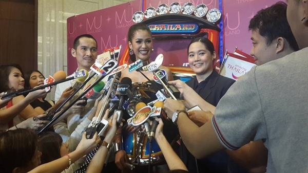 ตุ๊กตุ๊ก ไทยแลนด์ ตุ๊กตุ๊ก ไทยแลนด์