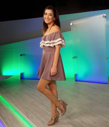 แองจี้ เฮสติ้ง แองจี้ เฮสติ้ง