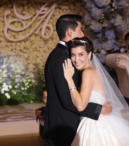 แองจี้ เฮสติ้ง แองจี้ เฮสติ้ง