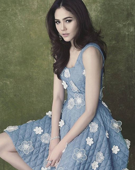 ชมพู่ อารยา ใหม่ ดาวิกา ชมพู่ อารยา ใหม่ ดาวิกา