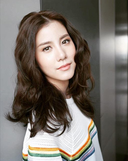 เอสเธอร์ สุปรีย์ลีลา เอสเธอร์ สุปรีย์ลีลา