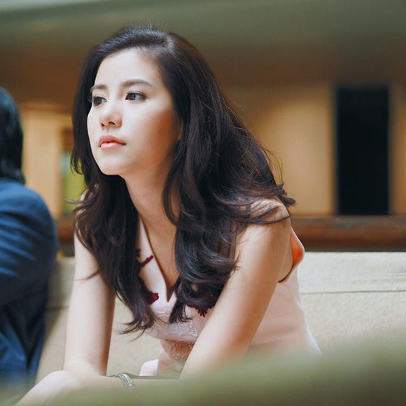 เอสเธอร์ สุปรีย์ลีลา เอสเธอร์ สุปรีย์ลีลา