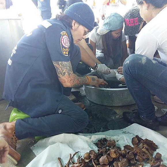 แทค ภรัณยู แทค ภรัณยู