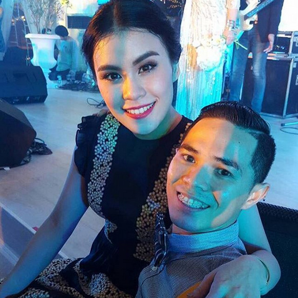 งานแต่ง มัดหมี่ พิมดาว สัว ศุภชัย งานแต่ง มัดหมี่ พิมดาว สัว ศุภชัย