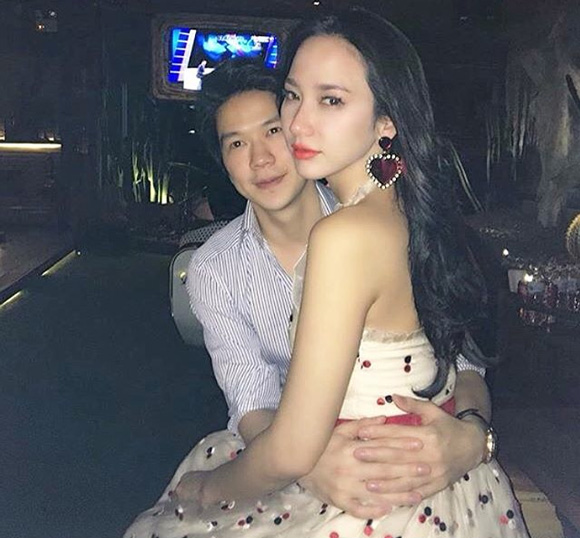 อั้ม แอมป์ อั้ม แอมป์