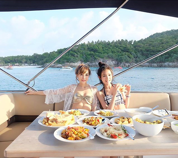 มิ้นท์ ประภัสสร บิกินี่ มิ้นท์ ประภัสสร บิกินี่