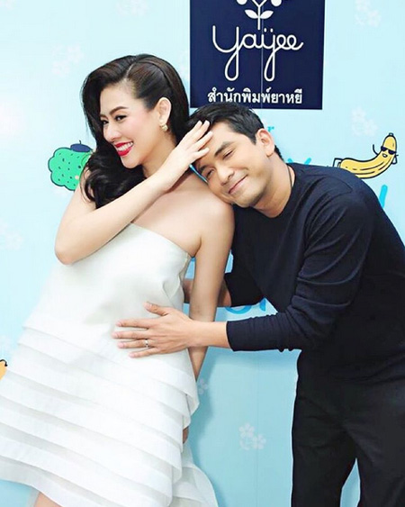 เอ๋ พรทิพย์ ท้อง เอ๋ พรทิพย์ ท้อง