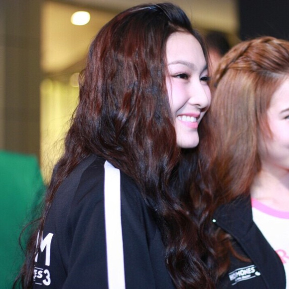 แพรว นฤภรกมล แพรว นฤภรกมล