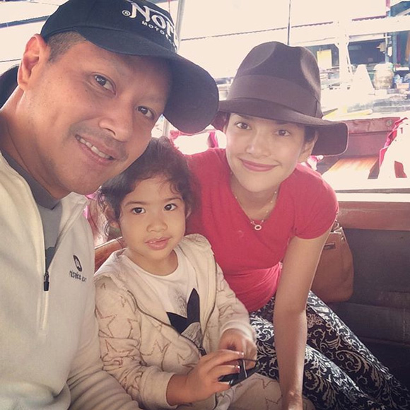 น้องนาวา ลูกสาว อ้อม พิยดา น้องนาวา ลูกสาว อ้อม พิยดา