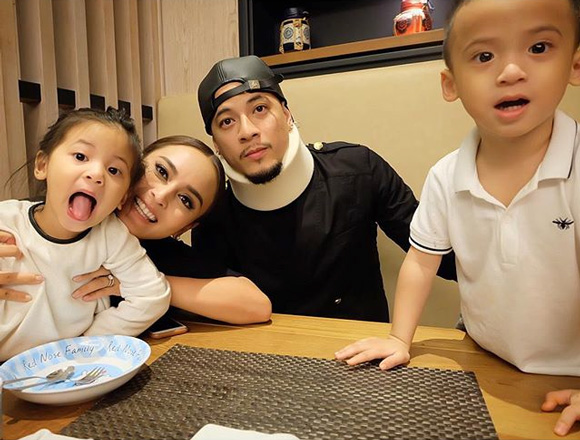 15 คุณพ่อดารา รับ วันพ่อแห่งชาติ 2558 15 คุณพ่อดารา รับ วันพ่อแห่งชาติ 2558