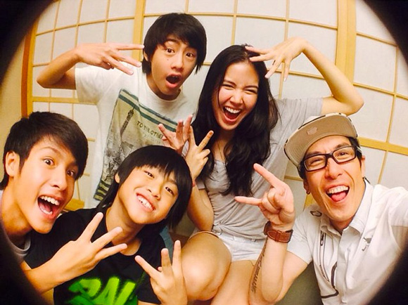 15 คุณพ่อดารา รับ วันพ่อแห่งชาติ 2558 15 คุณพ่อดารา รับ วันพ่อแห่งชาติ 2558