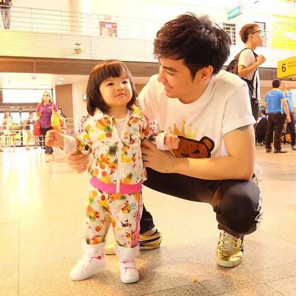 15 คุณพ่อดารา รับ วันพ่อแห่งชาติ 2558 15 คุณพ่อดารา รับ วันพ่อแห่งชาติ 2558